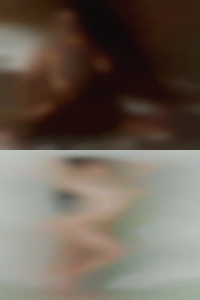 Bottom / giving girl oral.