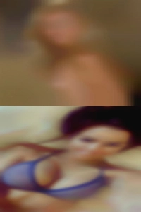 Thin / average body type.